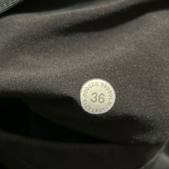 Lululemon Commission Pant Slim Warpstreme in Black Size 36 - Picture 4 of 11